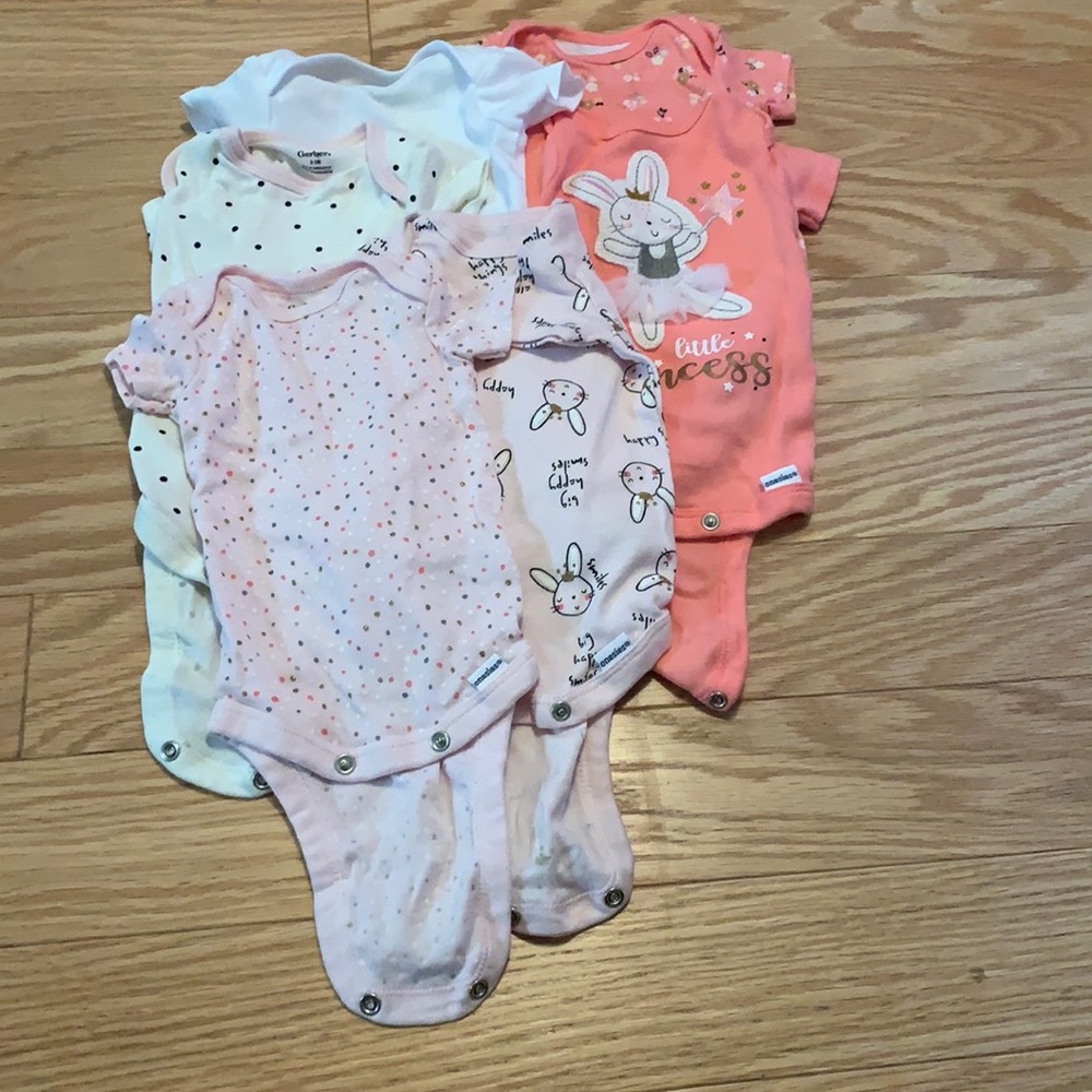 O-3 months onesies
